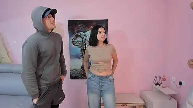 Snapshot of Orgasm_roomm18 chatting on March 26, 1:22 am Orgasm roomm18 online show from March 26, 1:22 am