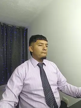 Snapshot of Itsdavidxxx chatting on May 7, 12:27 am Itsdavidxxx online show from May 7, 12:27 am