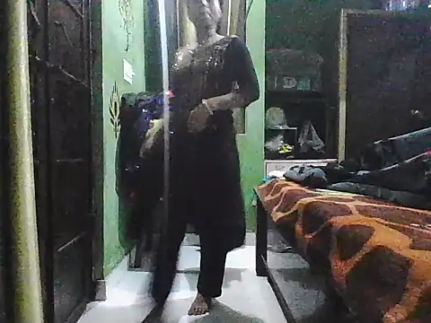 Snapshot of x_rani chatting on March 25, 4:57 pm x rani online show from March 25, 4:57 pm