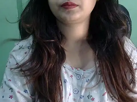 Snapshot of shivi_jaan chatting on May 1, 3:22 am shivi jaan online show from May 1, 3:22 am