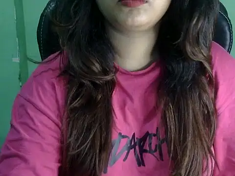Snapshot of shivi_jaan chatting on May 15, 12:17 am shivi jaan online show from May 15, 12:17 am