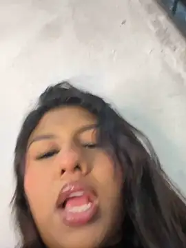 Daphnie Foxx online show from March 31, 1:40 am