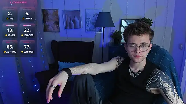 Snapshot of Thomas_Norton chatting on June 27, 8:47 pm Thomas Norton online show from June 27, 8:47 pm
