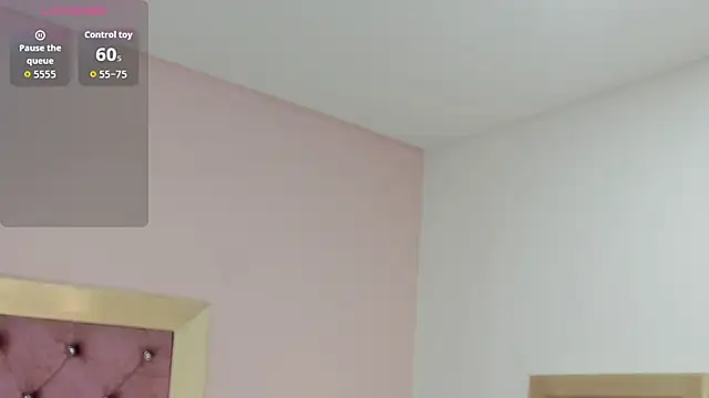 Snapshot of Derieri_Blush chatting on May 14, 5:53 pm Derieri Blush online show from May 14, 5:53 pm