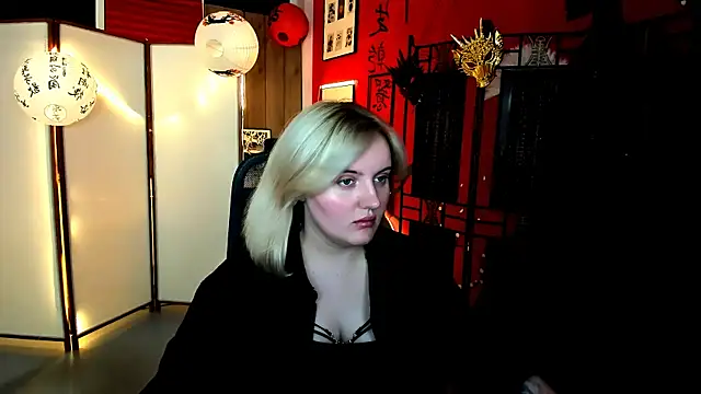 Snapshot of KathyBriggs chatting on May 17, 5:05 am KathyBriggs online show from May 17, 5:05 am