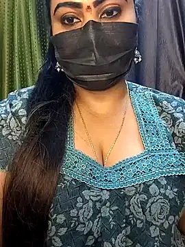 Snapshot of Anushka_flower chatting on April 21, 8:34 pm Anushka flower online show from April 21, 8:34 pm