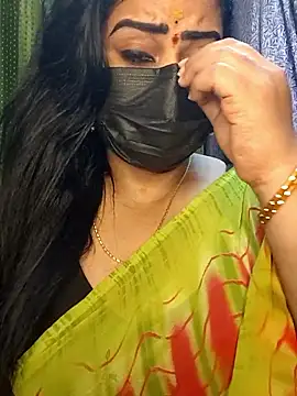 Snapshot of Anushka_flower chatting on April 22, 8:39 am Anushka flower online show from April 22, 8:39 am