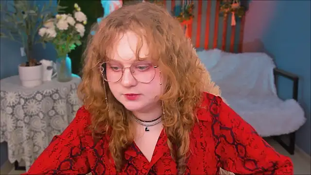 Snapshot of SaraSweetness chatting on March 26, 10:32 am SaraSweetness online show from March 26, 10:32 am