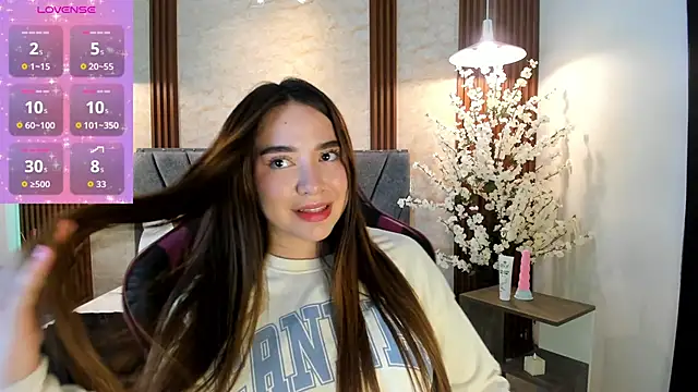 Snapshot of Anissa_m_ chatting on April 7, 7:03 pm Anissa m online show from April 7, 7:03 pm