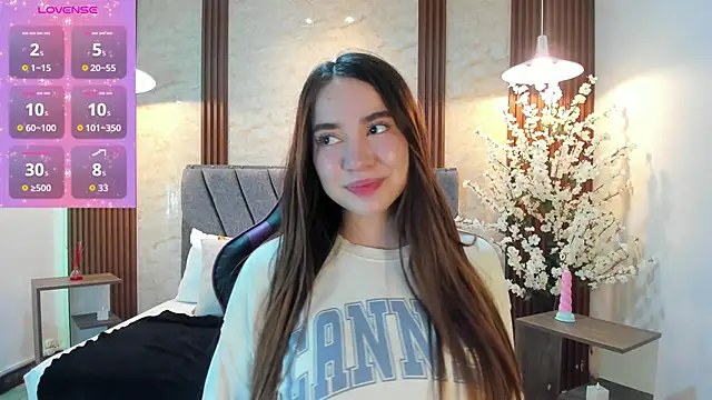 Snapshot of Anissa_m_ chatting on April 13, 2:11 pm Anissa m online show from April 13, 2:11 pm