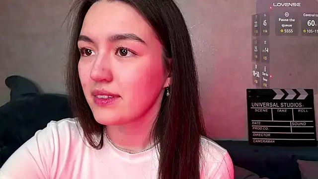 lilysolar online show from May 7, 5:40 pm