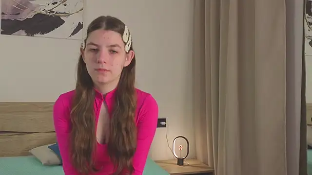 aliceWorkel online show from March 31, 5:13 pm