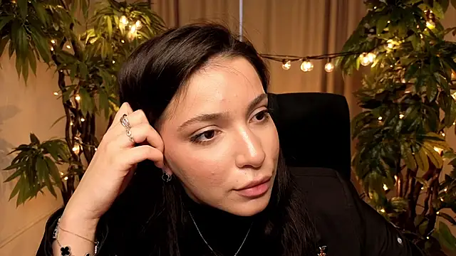 AnnaWillyams online show from March 26, 1:06 pm