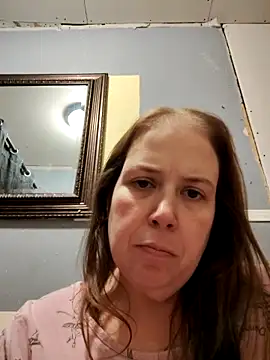 Snapshot of 023thickandjuicy07 chatting on April 21, 2:51 am 023thickandjuicy07 online show from April 21, 2:51 am