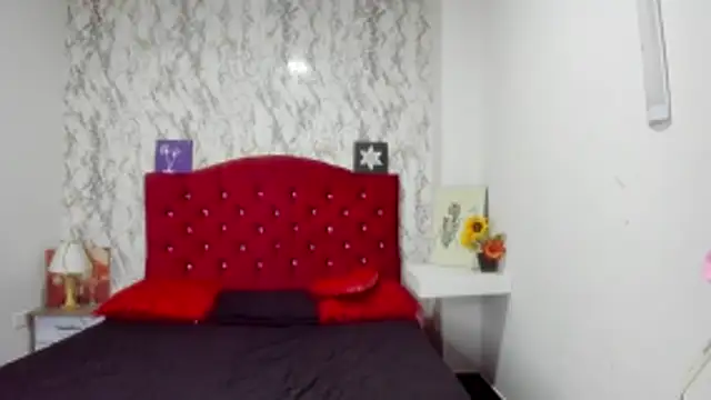 Snapshot of Alejandra_and_James_ chatting on May 3, 11:16 am Alejandra and James online show from May 3, 11:16 am