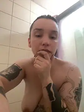 Snapshot of BestBrazilianGirlfriend chatting on June 19, 9:40 pm BestBrazilianGirlfriend online show from June 19, 9:40 pm