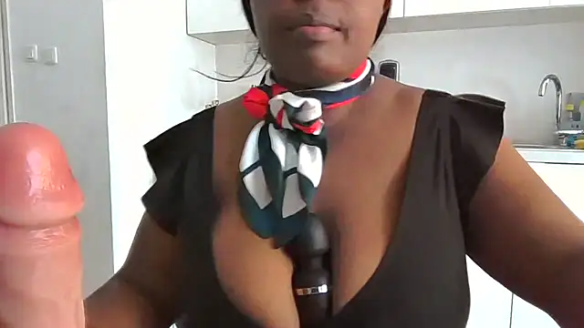 Snapshot of Sheryl007 chatting on May 8, 11:26 am Sheryl007 online show from May 8, 11:26 am