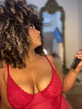 Snapshot of Kendra_curly chatting on August 8, 4:58 am Kendra curly online show from August 8, 4:58 am