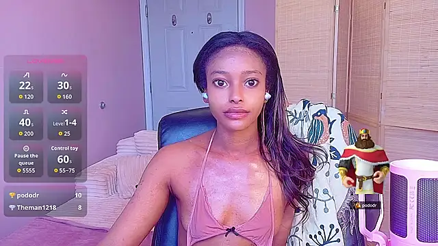 Snapshot of Amber_Fae chatting on May 2, 10:04 pm Amber Fae online show from May 2, 10:04 pm