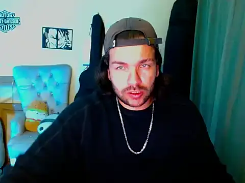 Snapshot of matt_smith chatting on July 23, 4:32 am matt smith online show from July 23, 4:32 am