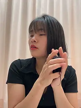 Naked-xx online show from May 26, 9:38 am