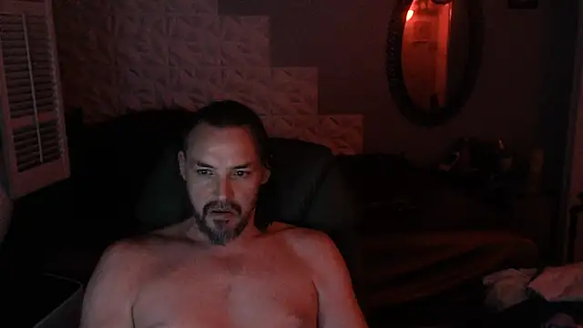 Snapshot of Johndongson chatting on April 7, 8:48 am Johndongson online show from April 7, 8:48 am