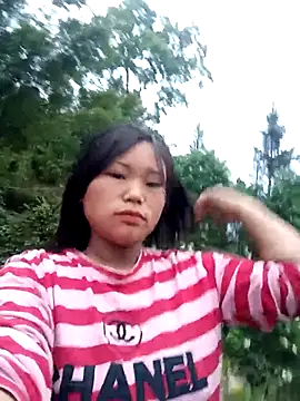 Snapshot of Snow-queen chatting on May 8, 10:48 pm Snow-queen online show from May 8, 10:48 pm