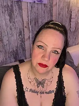 Snapshot of Noraya_ink chatting on April 1, 4:02 am Noraya ink online show from April 1, 4:02 am