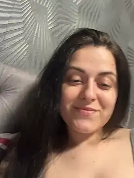 Snapshot of Velliaa chatting on May 20, 8:26 pm Velliaa online show from May 20, 8:26 pm