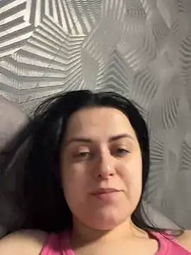 Snapshot of Velliaa chatting on June 10, 7:57 pm Velliaa online show from June 10, 7:57 pm