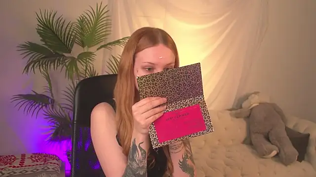 zoeforrd online show from May 10, 5:12 am
