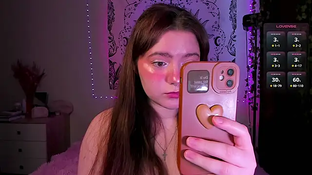 Snapshot of bambimayy chatting on March 27, 8:26 am bambimayy online show from March 27, 8:26 am