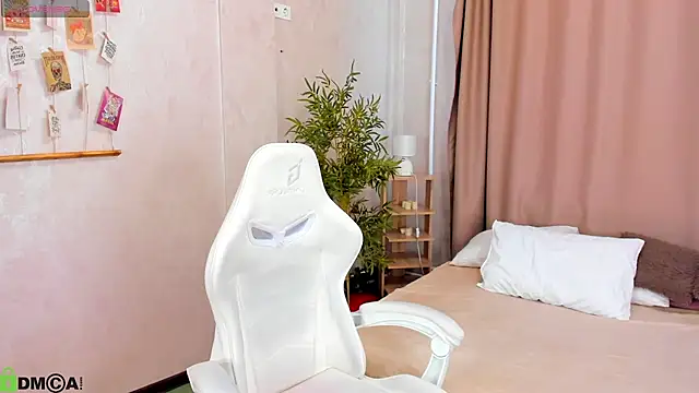 Snapshot of Kathy_1una chatting on June 9, 8:59 am Kathy 1una online show from June 9, 8:59 am