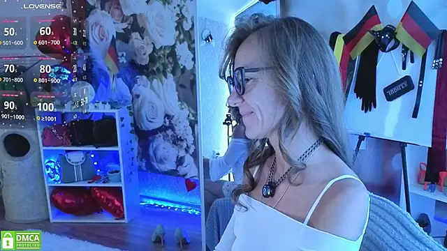 jesica mooonn online show from June 27, 4:17 am