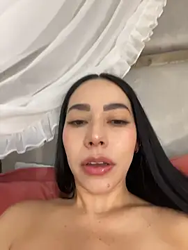 Snapshot of AmbarJenssen chatting on July 1, 12:18 pm AmbarJenssen online show from July 1, 12:18 pm