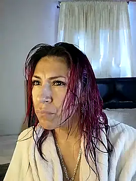 Snapshot of tatianabelli chatting on April 18, 3:16 pm tatianabelli online show from April 18, 3:16 pm