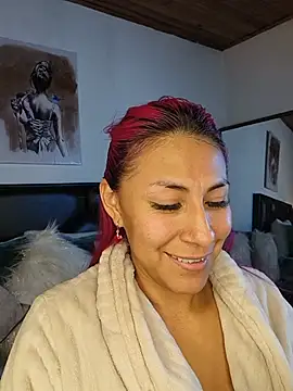 tatianabelli online show from July 2, 9:32 pm