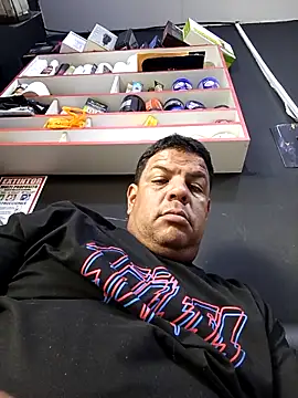 Danielleon12  online show from March 28, 7:13 pm