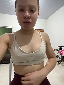 Snapshot of jhully_hot chatting on June 2, 11:29 pm jhully hot online show from June 2, 11:29 pm