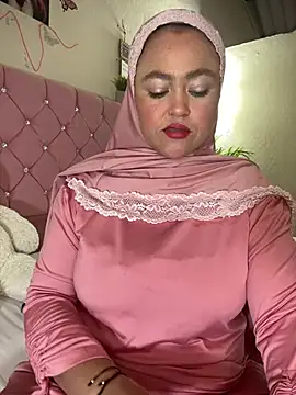 Snapshot of Marian_fadel chatting on April 26, 12:47 pm Marian fadel online show from April 26, 12:47 pm