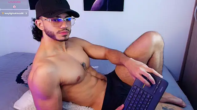IamAxel03 online show from June 10, 6:07 pm
