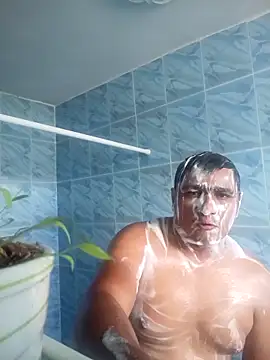 luis20212 online show from May 12, 6:38 pm