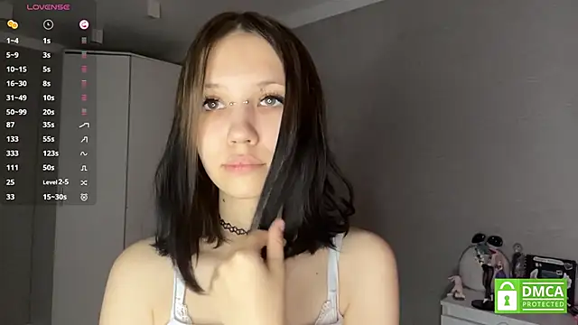 AmeliaMiotii online show from May 8, 11:04 am