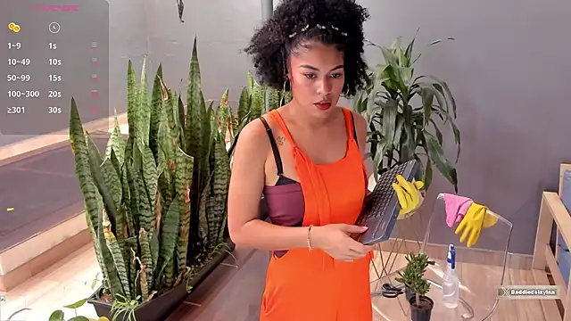 Snapshot of baddie_delaylaa chatting on April 22, 8:10 pm baddie delaylaa online show from April 22, 8:10 pm
