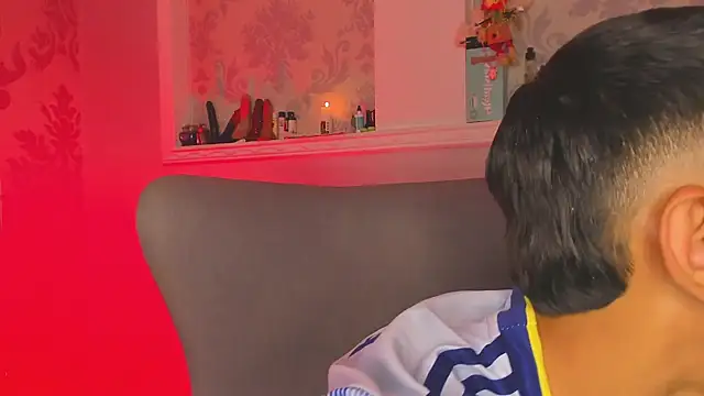 Snapshot of MaicolSmiith_ chatting on April 2, 4:10 am MaicolSmiith online show from April 2, 4:10 am