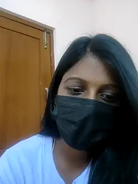 Snapshot of Tamil_Hot_Thara chatting on April 7, 6:14 am Tamil Hot Thara online show from April 7, 6:14 am