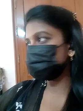 Snapshot of Tamil_Hot_Thara chatting on April 8, 6:35 am Tamil Hot Thara online show from April 8, 6:35 am