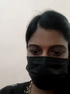 Snapshot of Tamil_Hot_Thara chatting on April 12, 5:56 am Tamil Hot Thara online show from April 12, 5:56 am