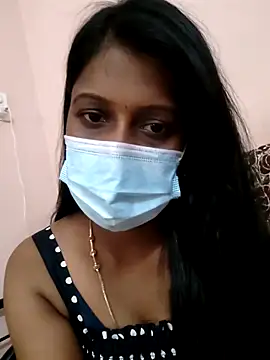 Snapshot of Tamil_Hot_Thara chatting on April 22, 6:05 am Tamil Hot Thara online show from April 22, 6:05 am