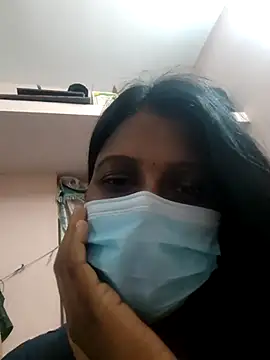 Snapshot of Tamil_Hot_Thara chatting on May 2, 5:40 pm Tamil Hot Thara online show from May 2, 5:40 pm